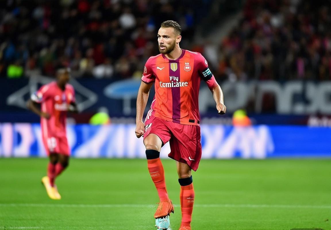 皇马竞彩预测：欧冠小组赛收官战足球赛事分析与伤停信息解读